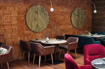 hotel indigo barcelona plaza espana by ihg