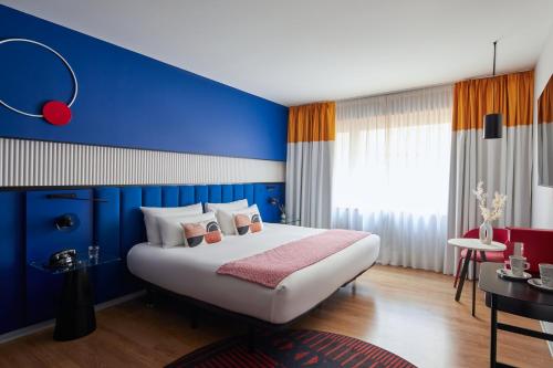 hotel indigo barcelona plaza espana by ihg