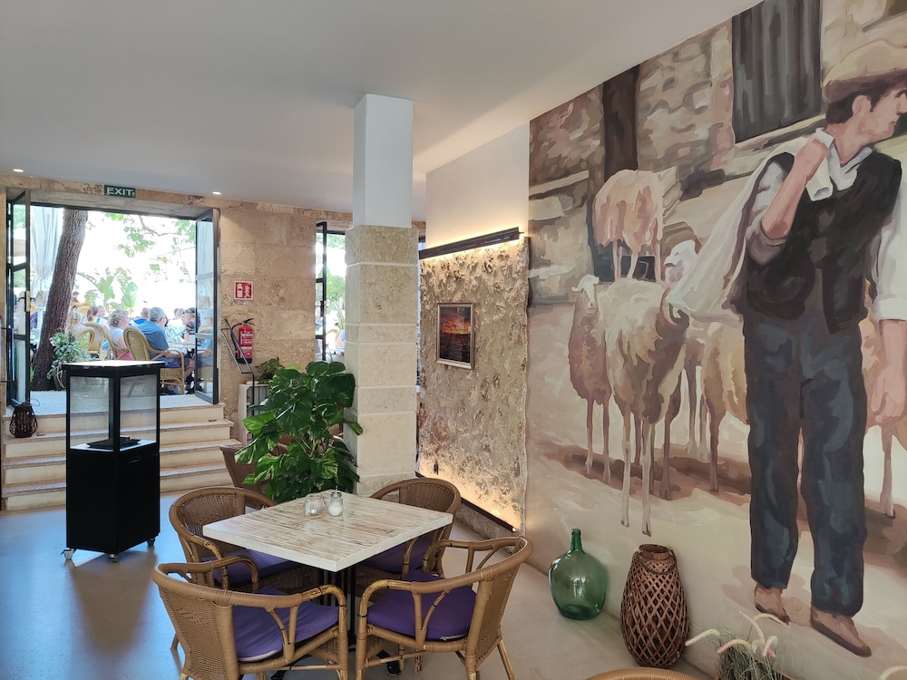 calvario plaza hotel