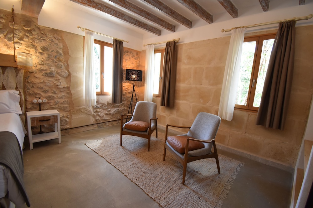 calvario plaza hotel