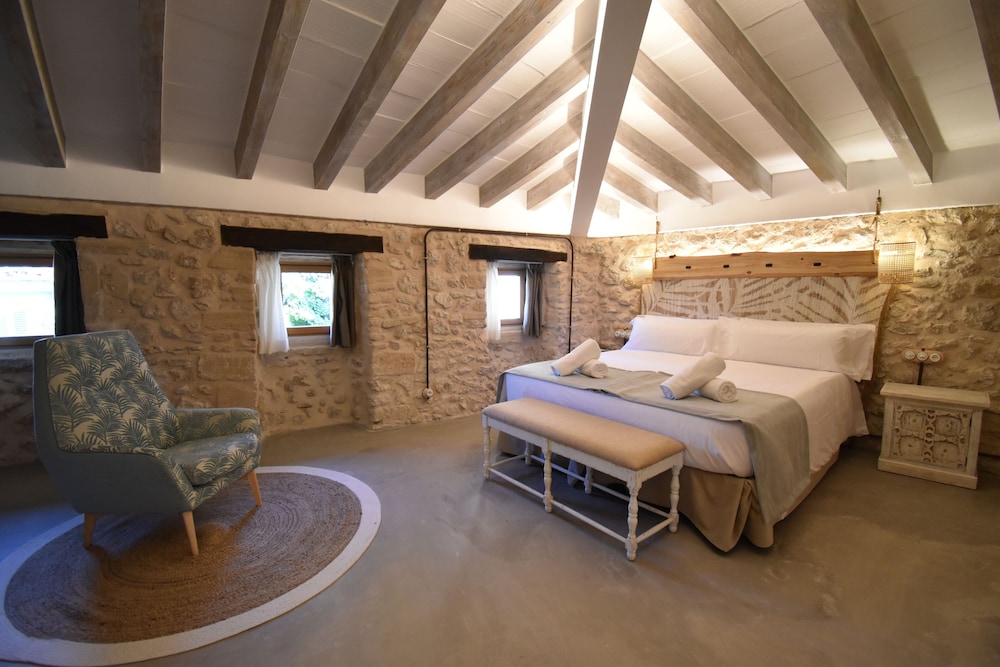 calvario plaza hotel