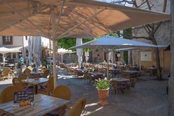 calvario plaza hotel