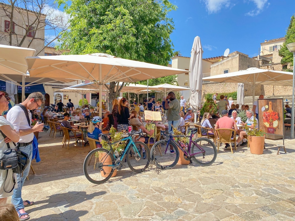 calvario plaza hotel