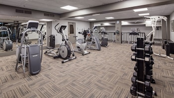 radisson hotel montreal airport