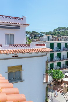 hostal boutique sa nansa