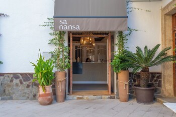 hostal boutique sa nansa