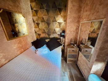 hotel utopia alicante adults only