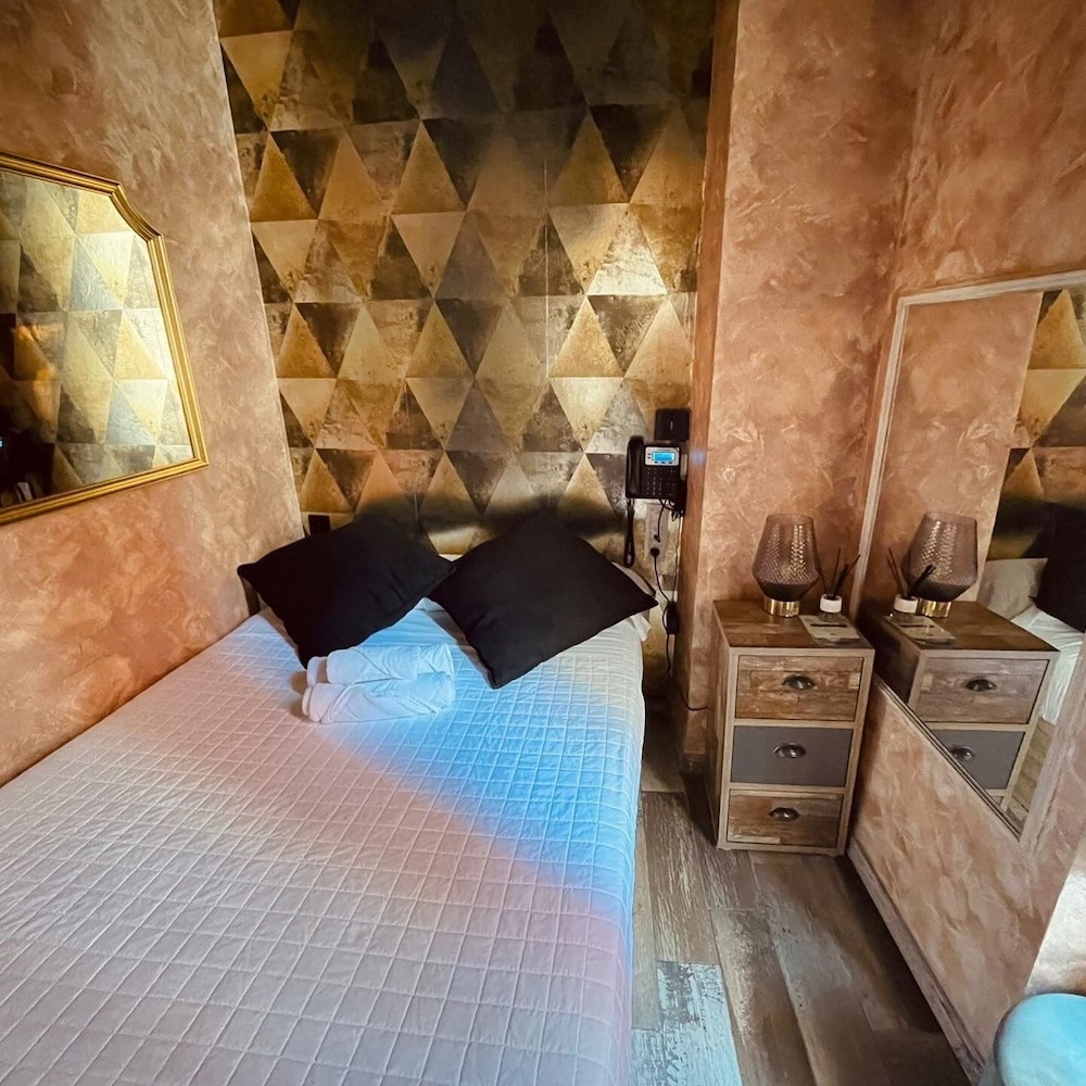 hotel utopia alicante adults only