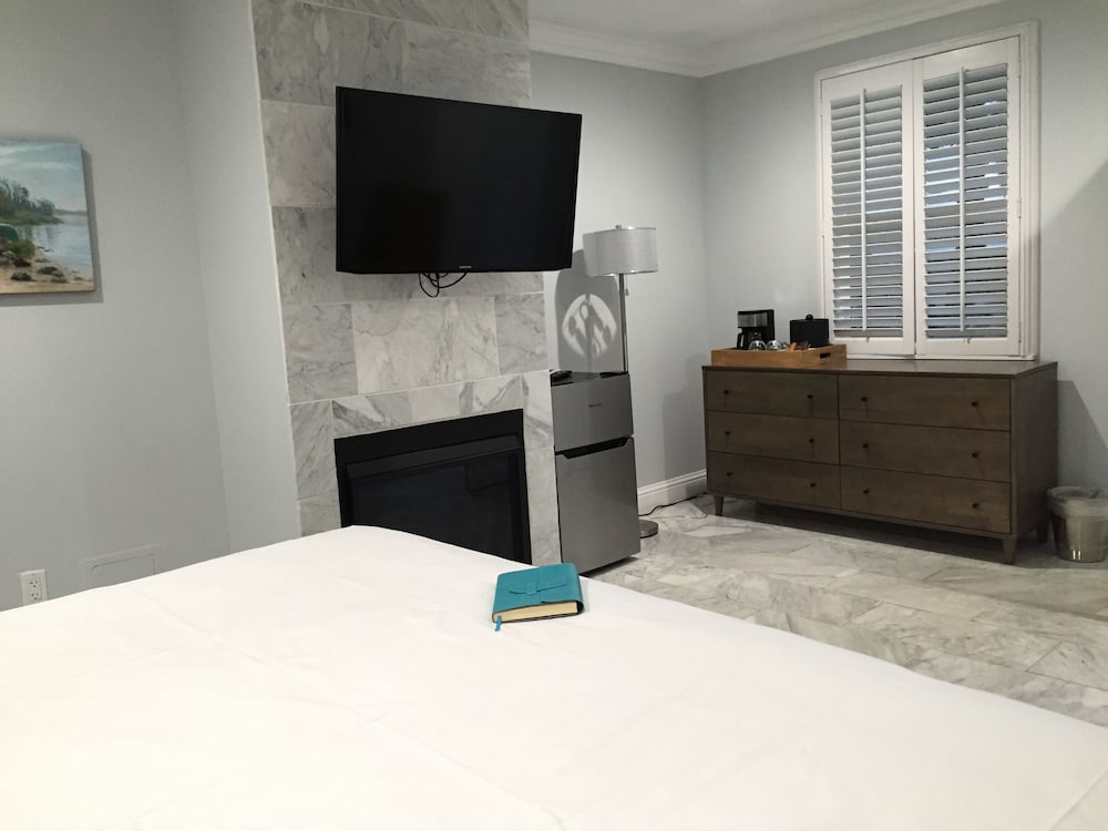 beach bungalow inn and suites