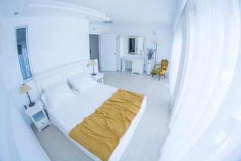hydrele beach hotel