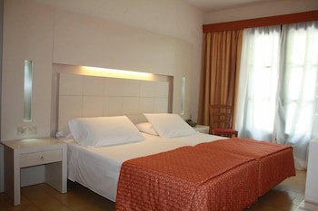hydrele beach hotel
