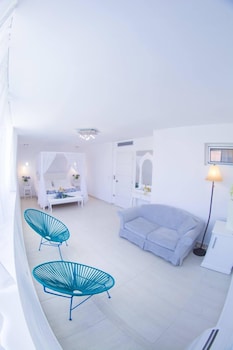 hydrele beach hotel