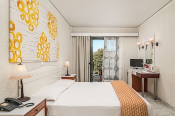 hydrele beach hotel
