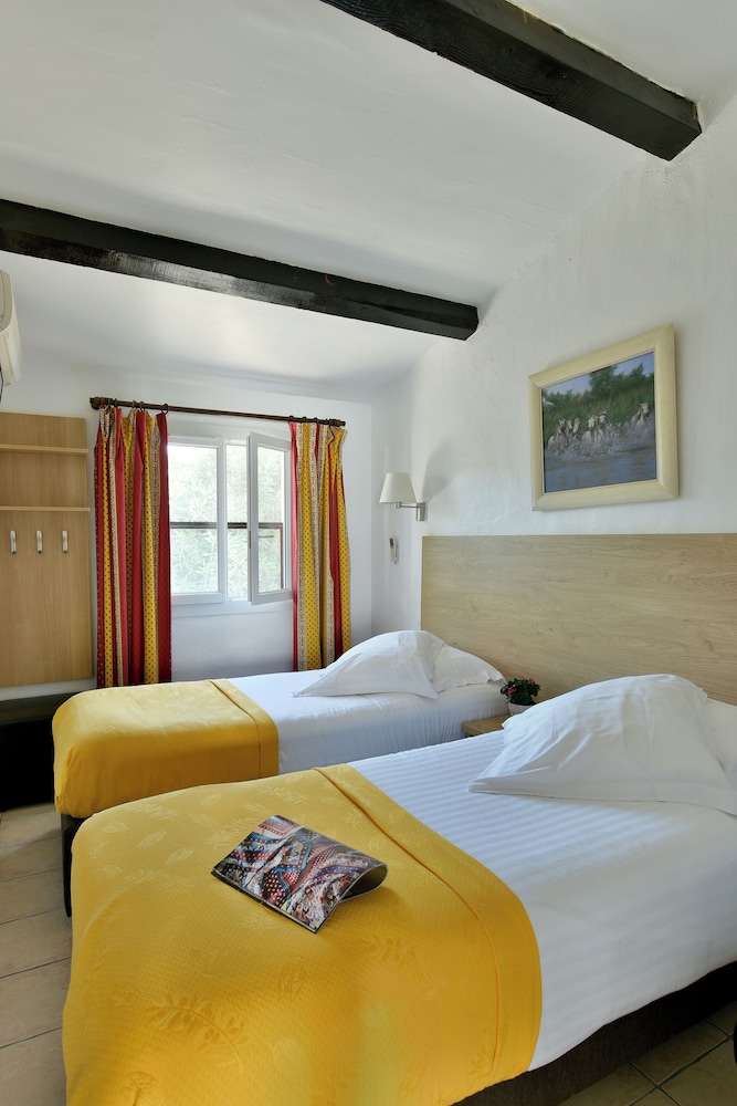 hotel mas de la grenouillere