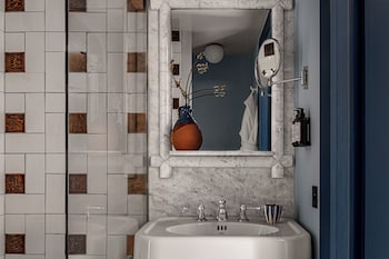 experimental chalet val disere