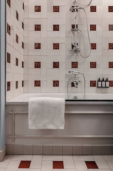 experimental chalet val disere