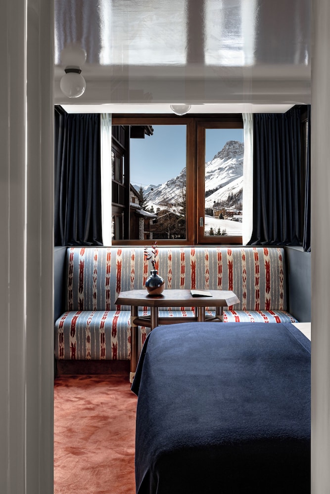 experimental chalet val disere