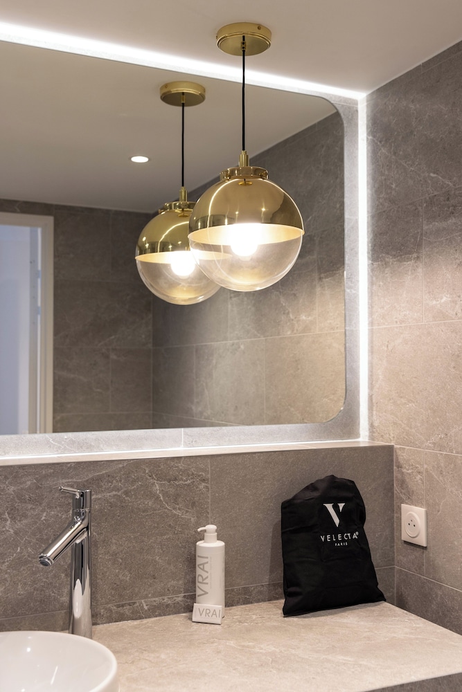 kyriad prestige asnieres sur seine