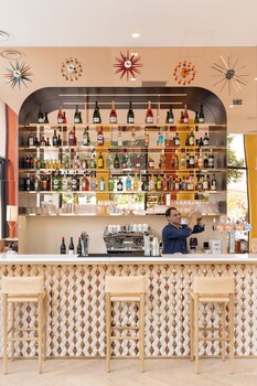 kyriad prestige asnieres sur seine