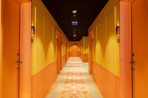 kyriad prestige asnieres sur seine