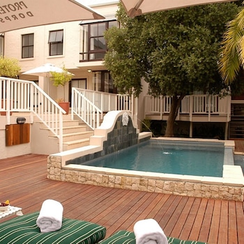 Protea Hotel By Marriott Dorpshuis & Spa Stellenbosch,Cape Winelands>>Cape Town,4 star