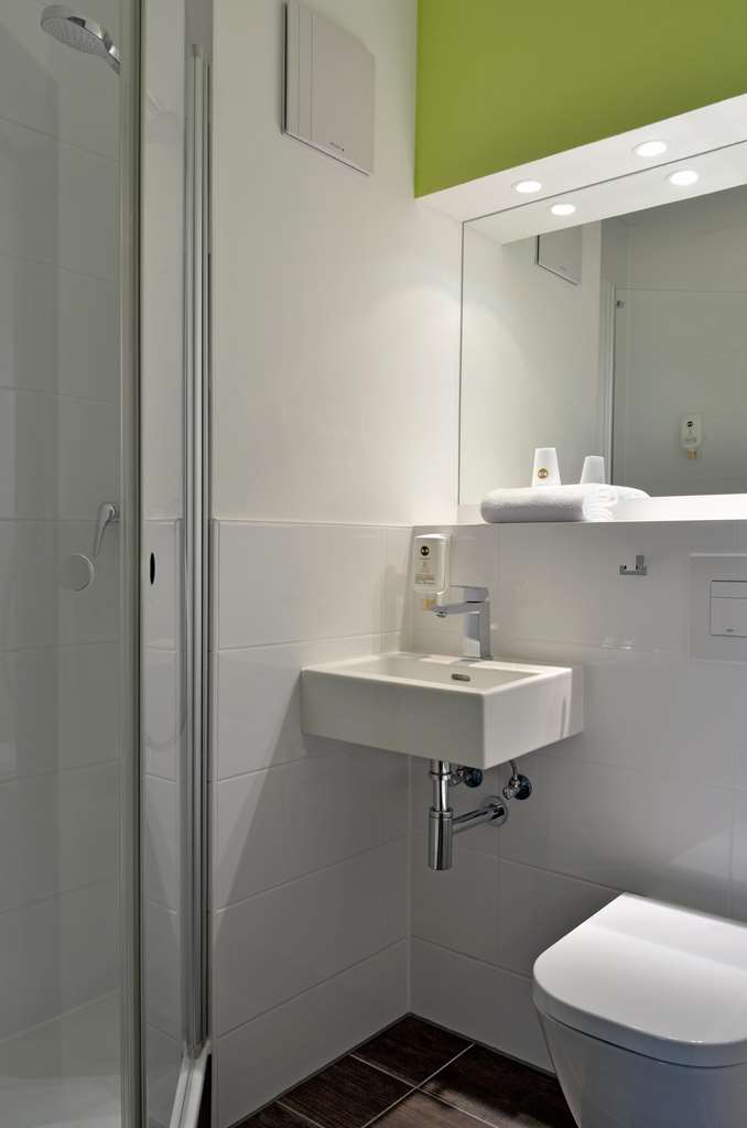 bandb hotel koln airport