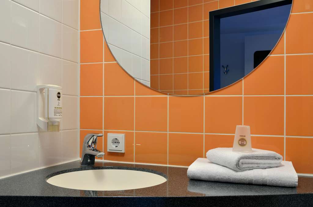 bandb hotel frankfurt nord