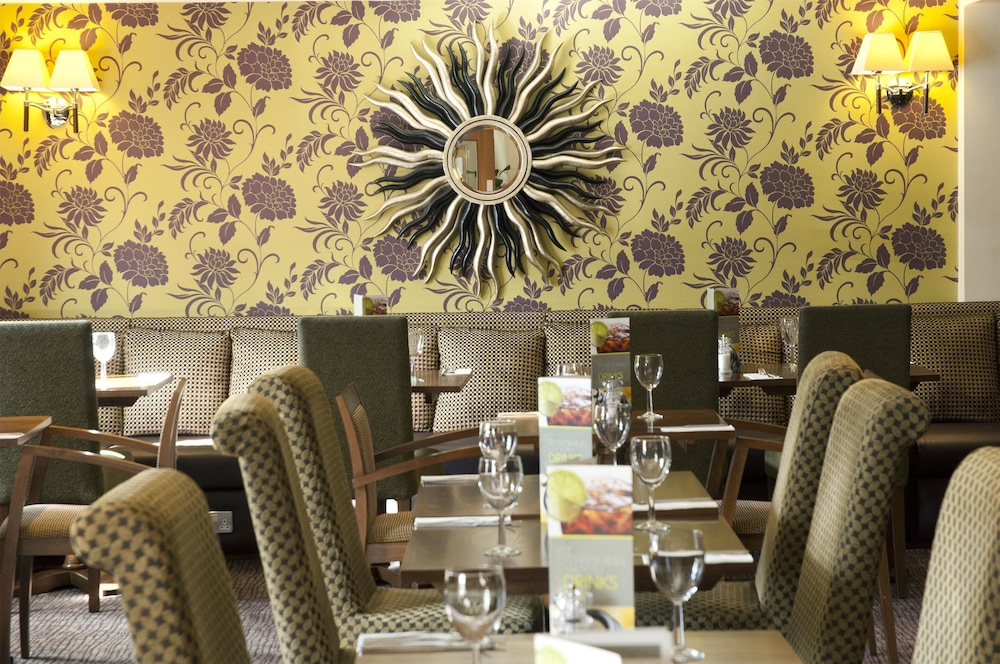 premier inn london edgware