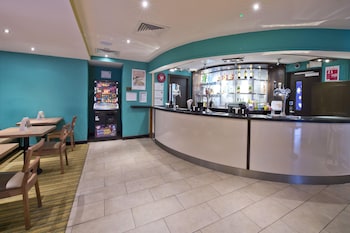 premier inn london edgware