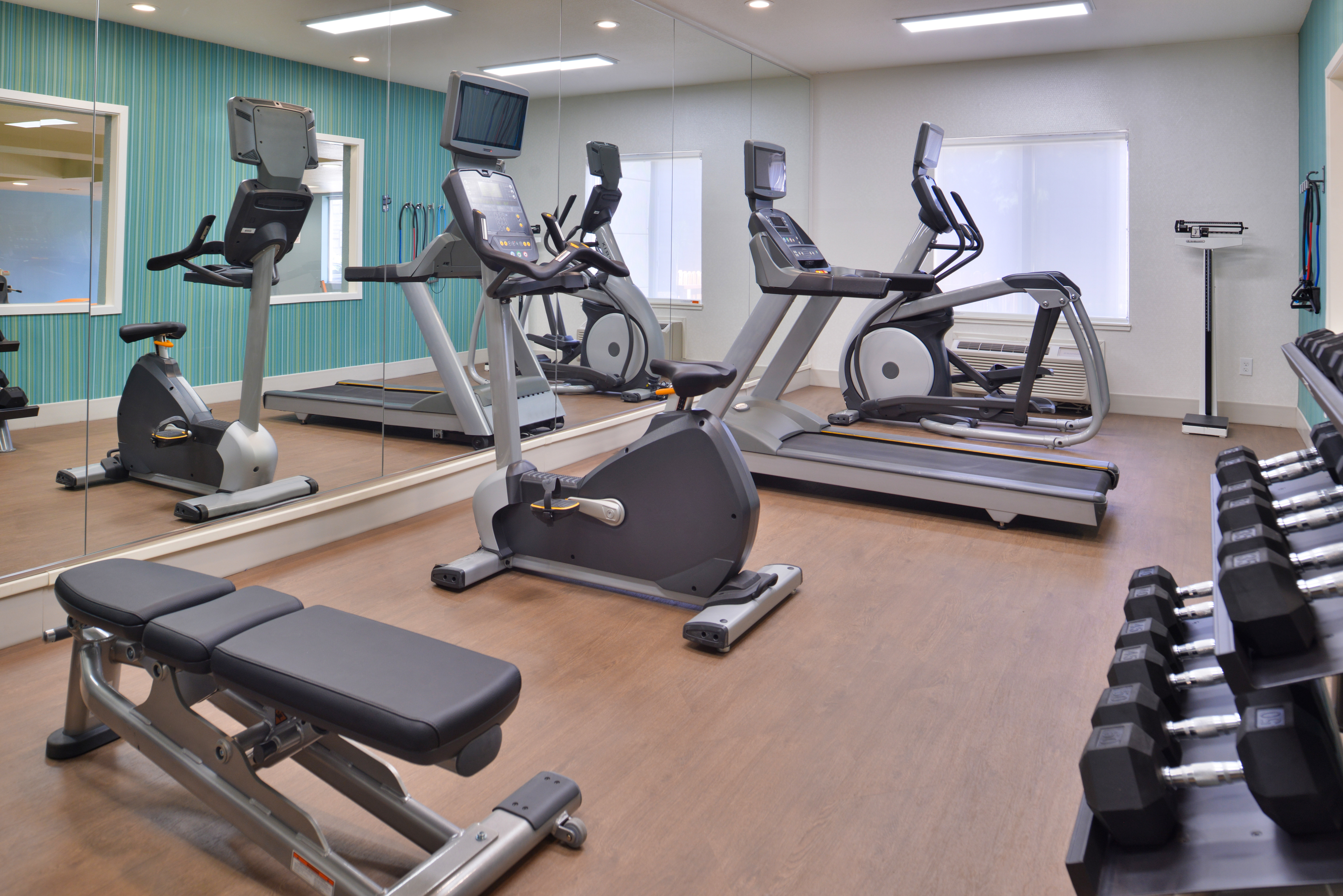 holiday inn express stockton southeast by ihg