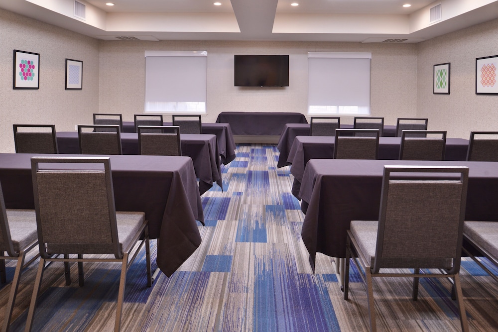 holiday inn express stockton southeast by ihg