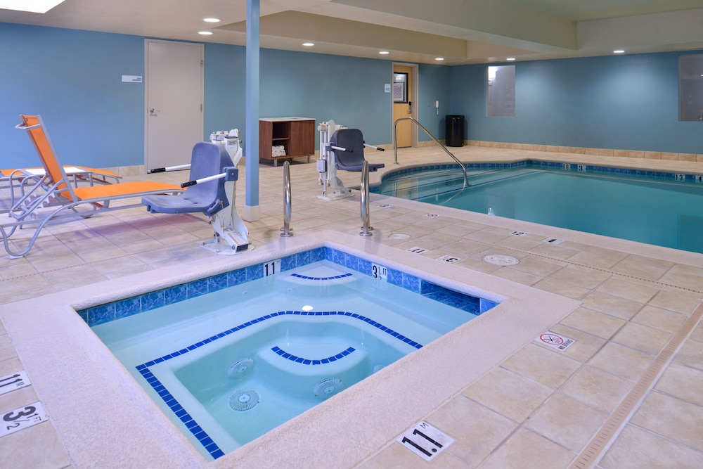 holiday inn express stockton southeast by ihg