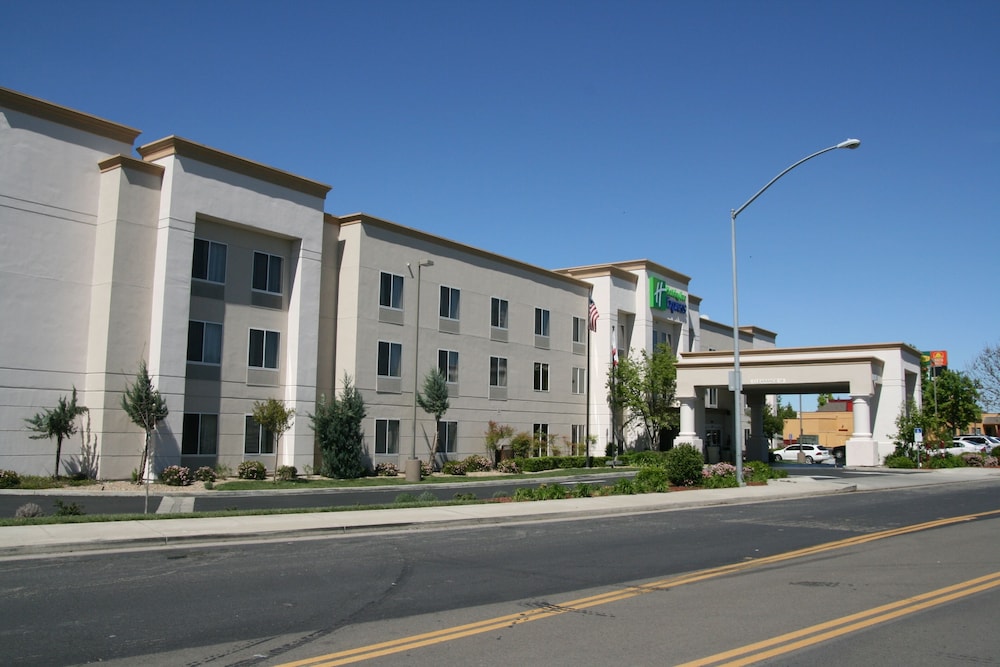 holiday inn express stockton southeast by ihg