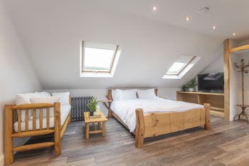 stable lodge boutique bed and breakfast