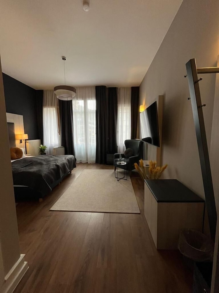 denner hotel