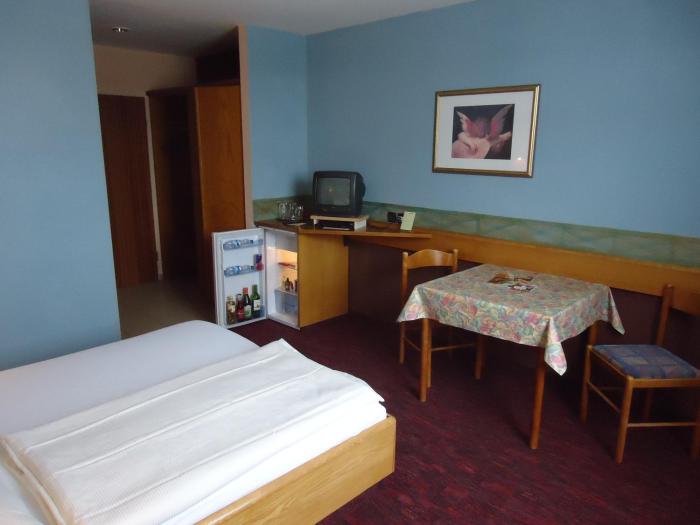 enjoyhotel garni korntal