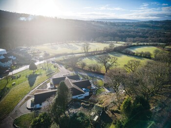 the sleeping giant pen y cae inn