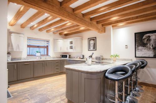 the sleeping giant pen y cae inn