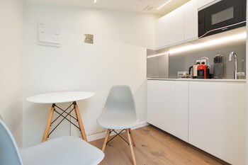 regents serviced apartments by concept apartments