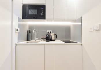 regents serviced apartments by concept apartments