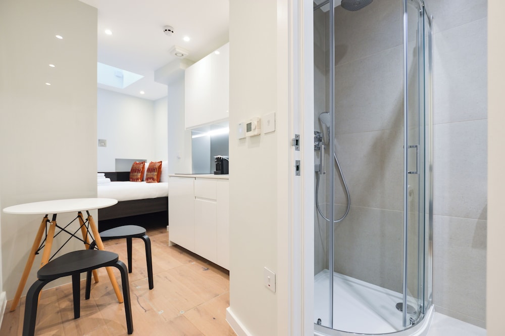 regents serviced apartments by concept apartments