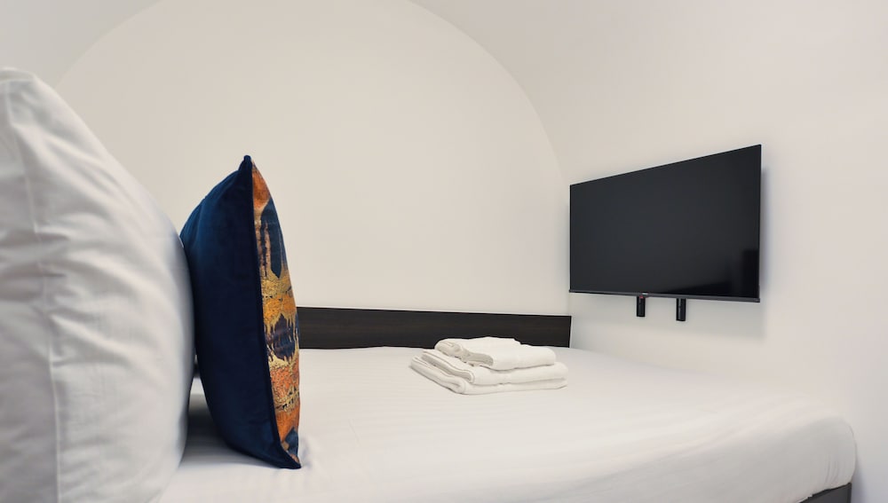 regents serviced apartments by concept apartments