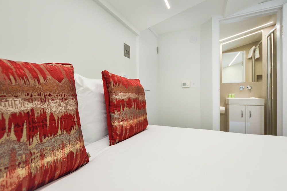 regents serviced apartments by concept apartments