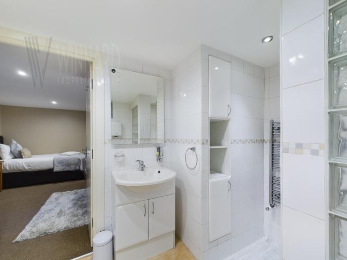 the beach house luxury apartments