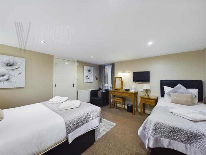 the beach house luxury apartments
