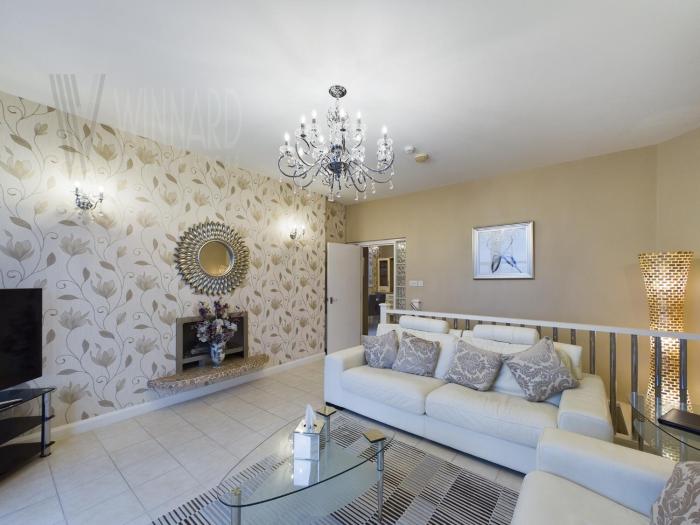 the beach house luxury apartments