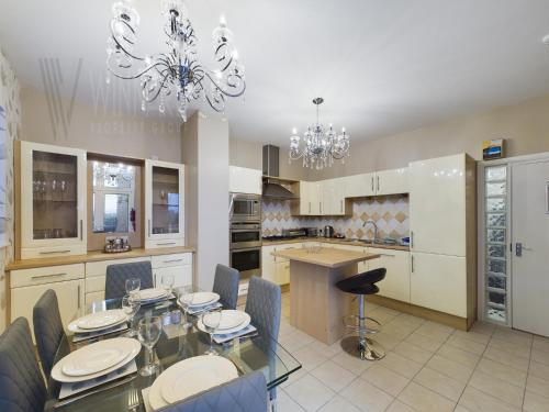 the beach house luxury apartments