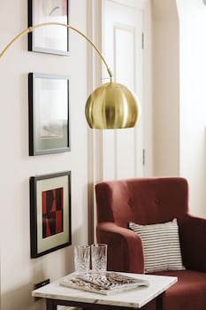 Thehillbrooksherborne,,3 star