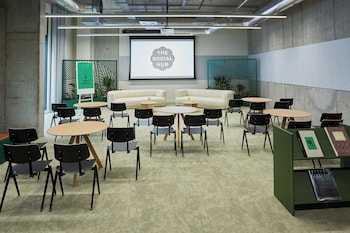 the social hub glasgow
