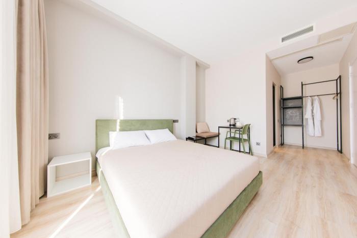 doors hotel